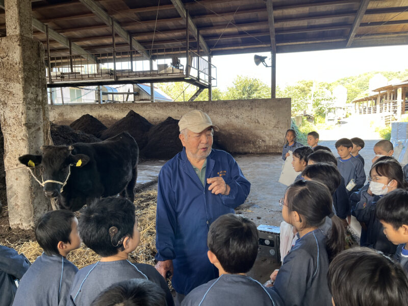 🍃ゆたか🍃２年生「秋川牛の写生」
